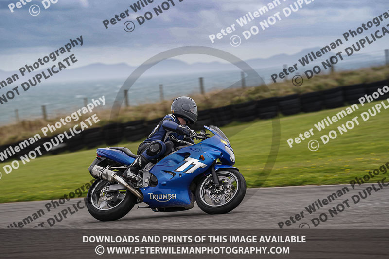 anglesey no limits trackday;anglesey photographs;anglesey trackday photographs;enduro digital images;event digital images;eventdigitalimages;no limits trackdays;peter wileman photography;racing digital images;trac mon;trackday digital images;trackday photos;ty croes